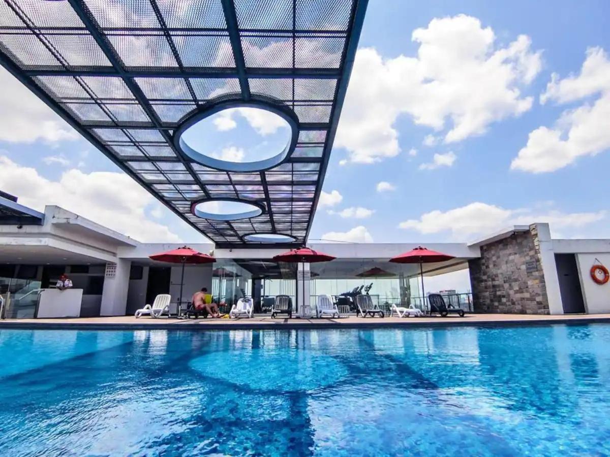 Premium Suites @ D'Majestic Place, Kl City Centre Куала-Лумпур Экстерьер фото